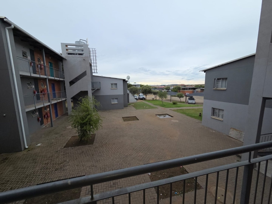 2 Bedroom Property for Sale in Raceway Free State